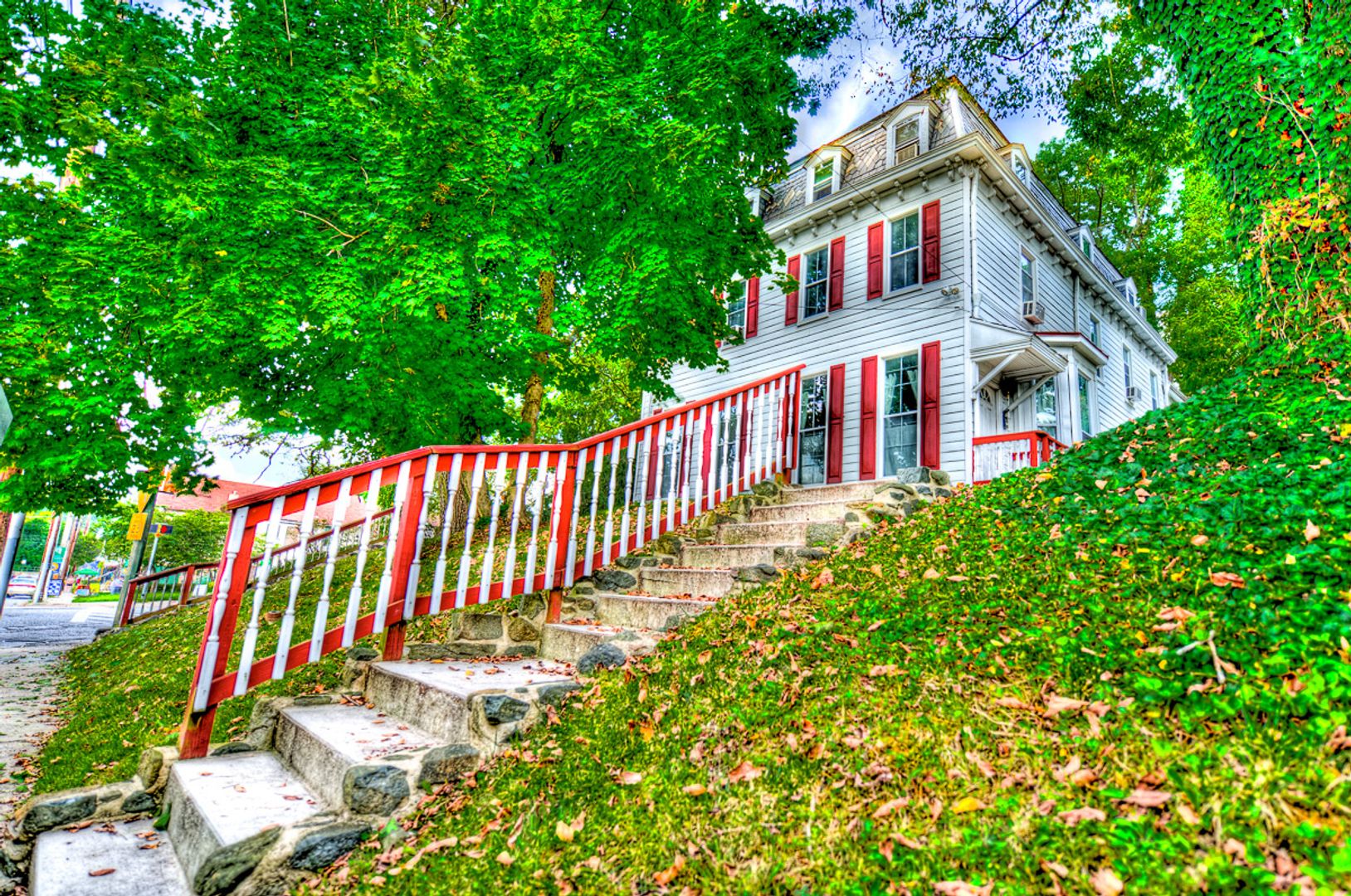 Baltimore Apartment: 1701-1703 Sulgrave Ave