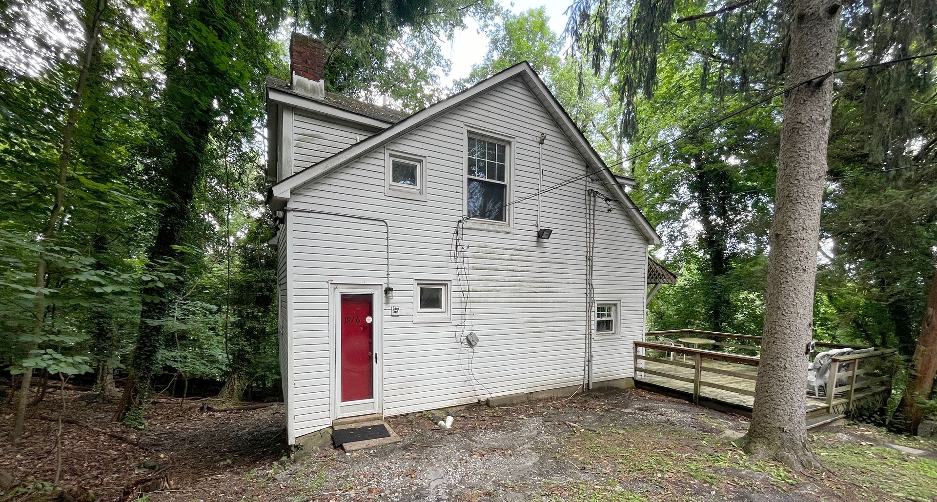 Baltimore Apartment: 1916 Sulgrave Ave