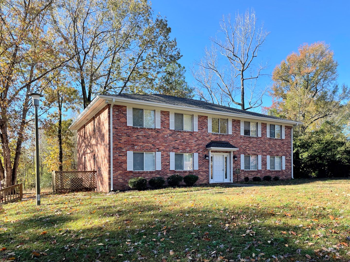 Williamsburg Condo: 151 Albemarle Drive