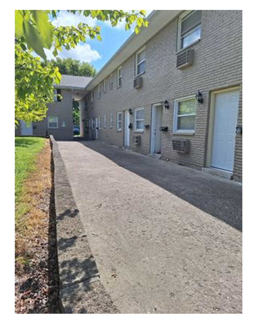 Dayton Apartment: 275 Medford St
