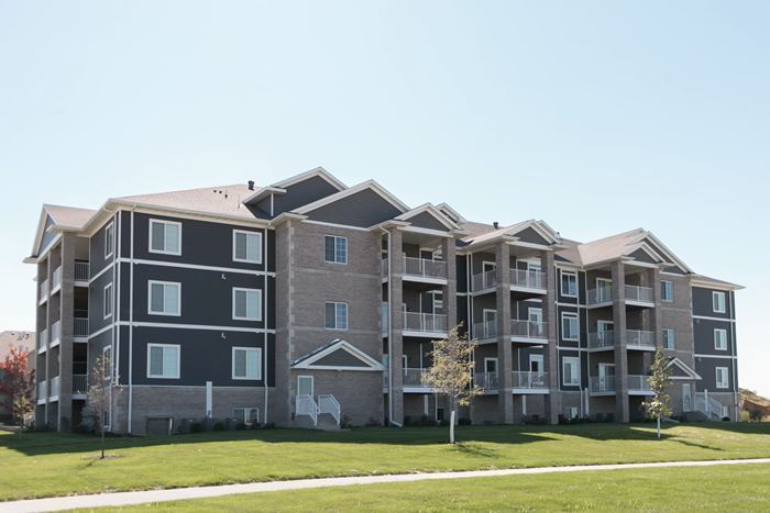 Coralville Apartment: 2894 Coral Ct.