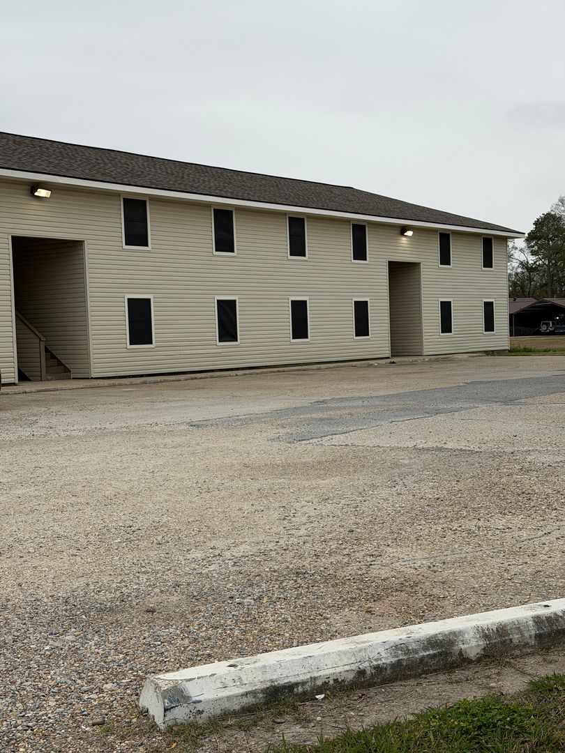 Sunset Apartment: 135 Georgiana Street