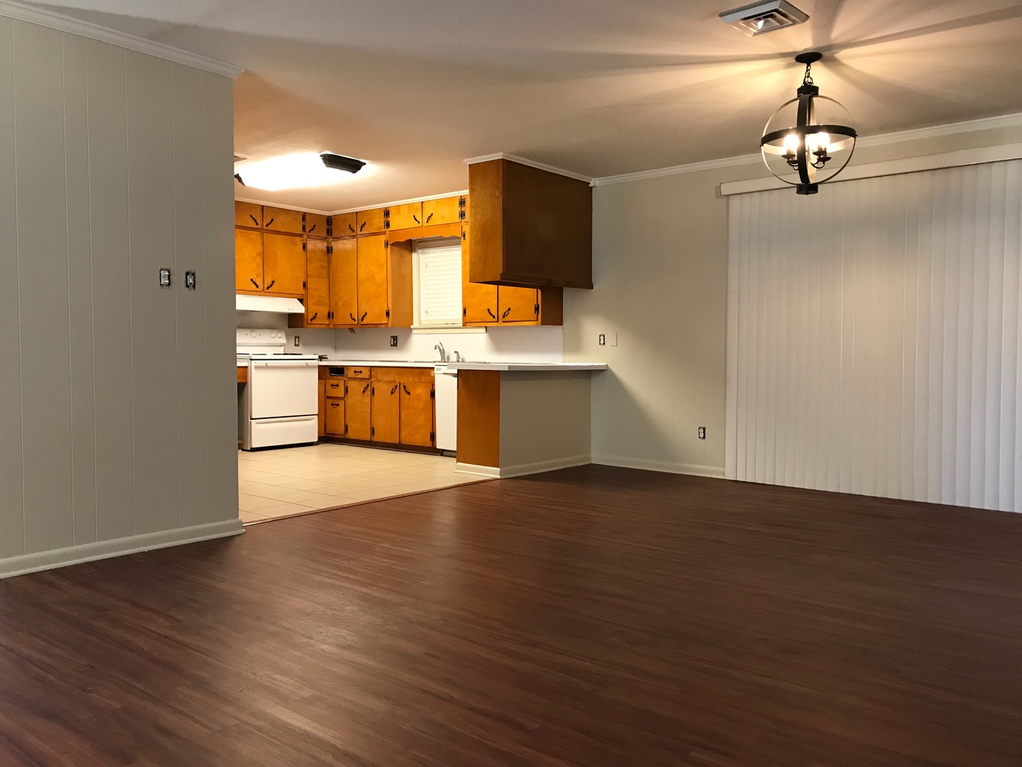 Lafayette Apartment: 113 Eunice Street