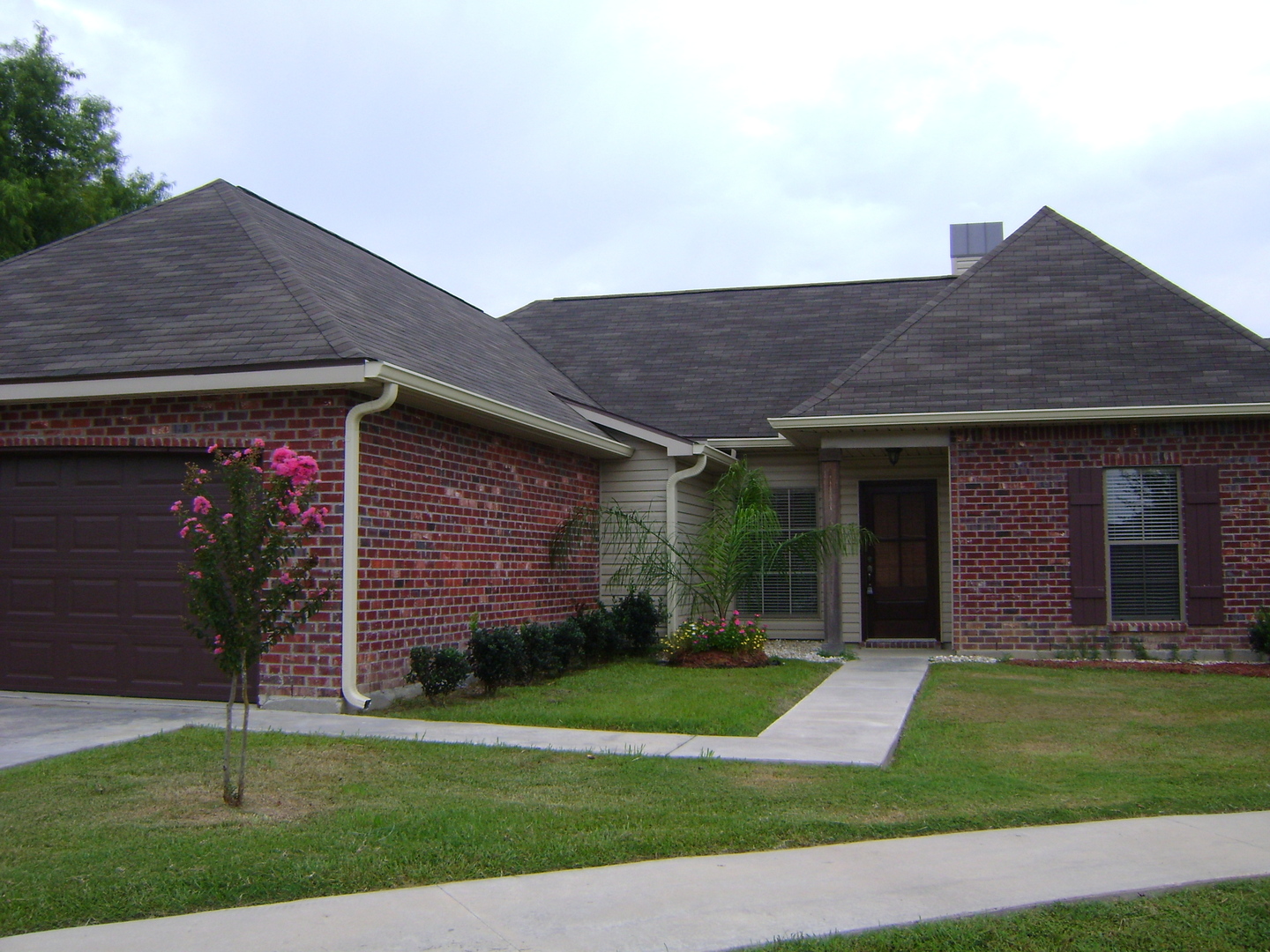 Carencro House: 106 Soaring Cove