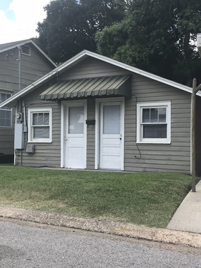 One Bedroom Near UL – photo 1