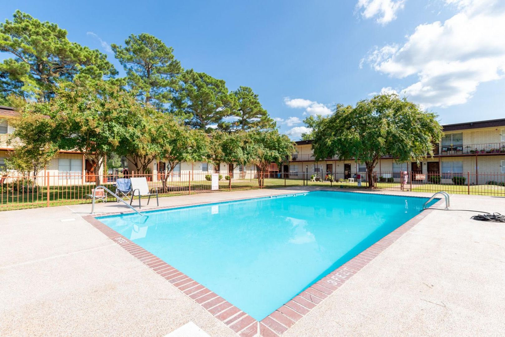 Collierville Apartment: 325 S Center Street