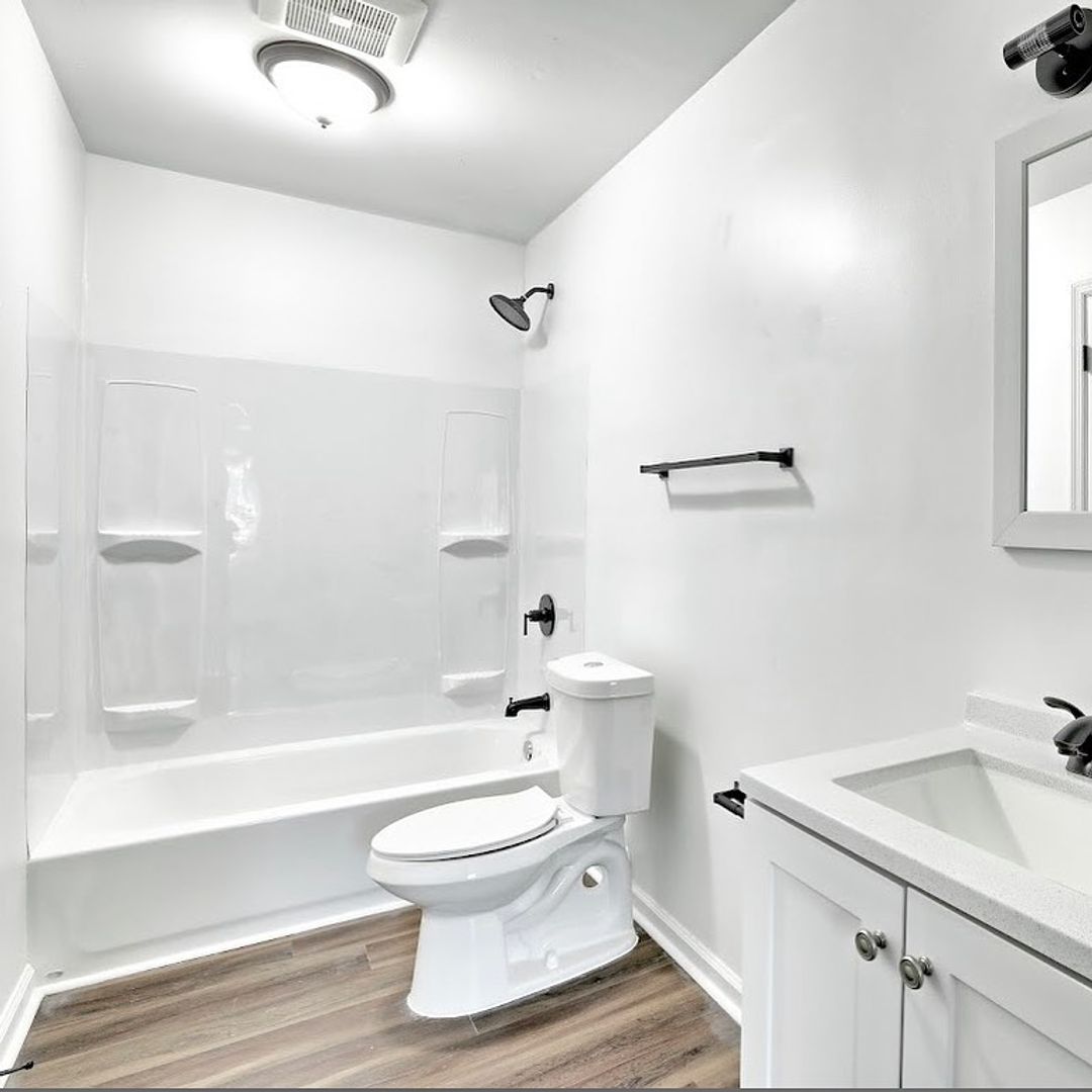 Jackson Brown Gardens Apartments 3 of 4