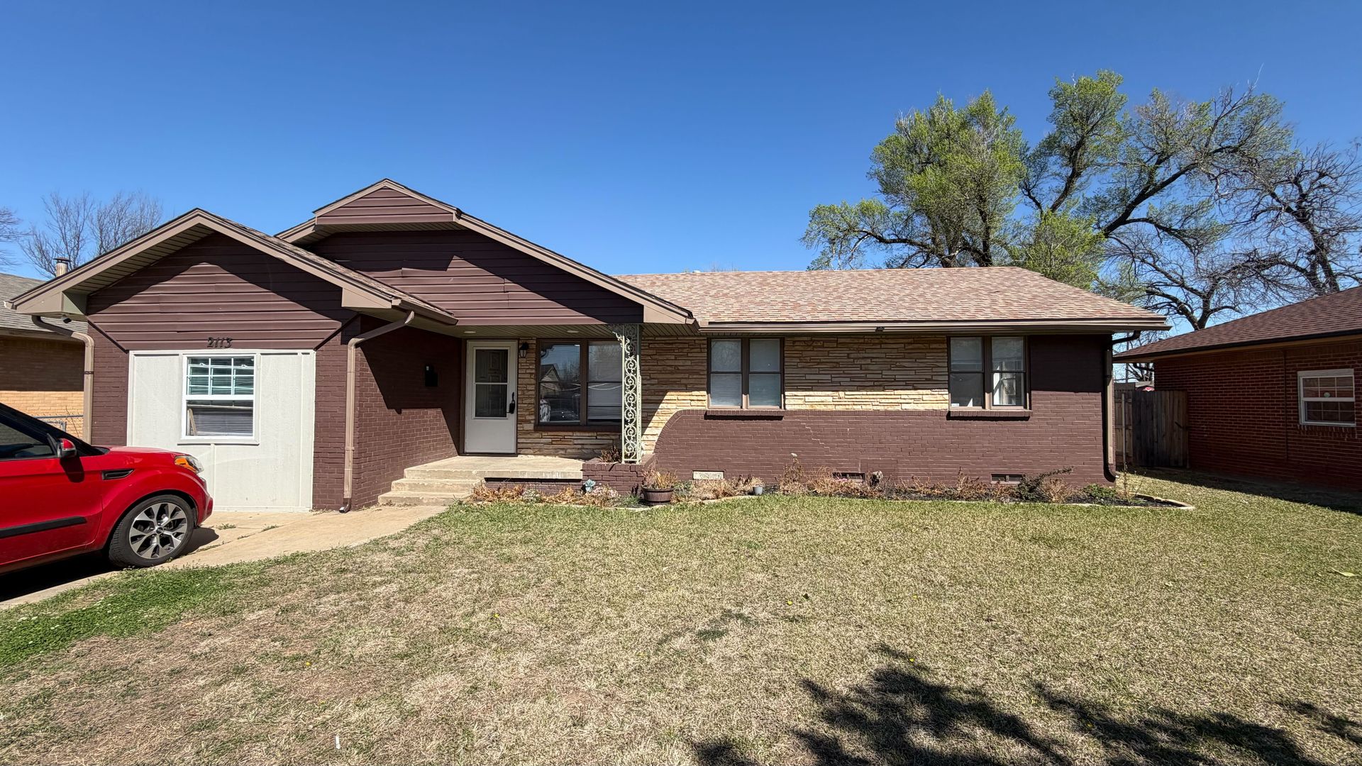Oklahoma City House: 2113 SW 68th St