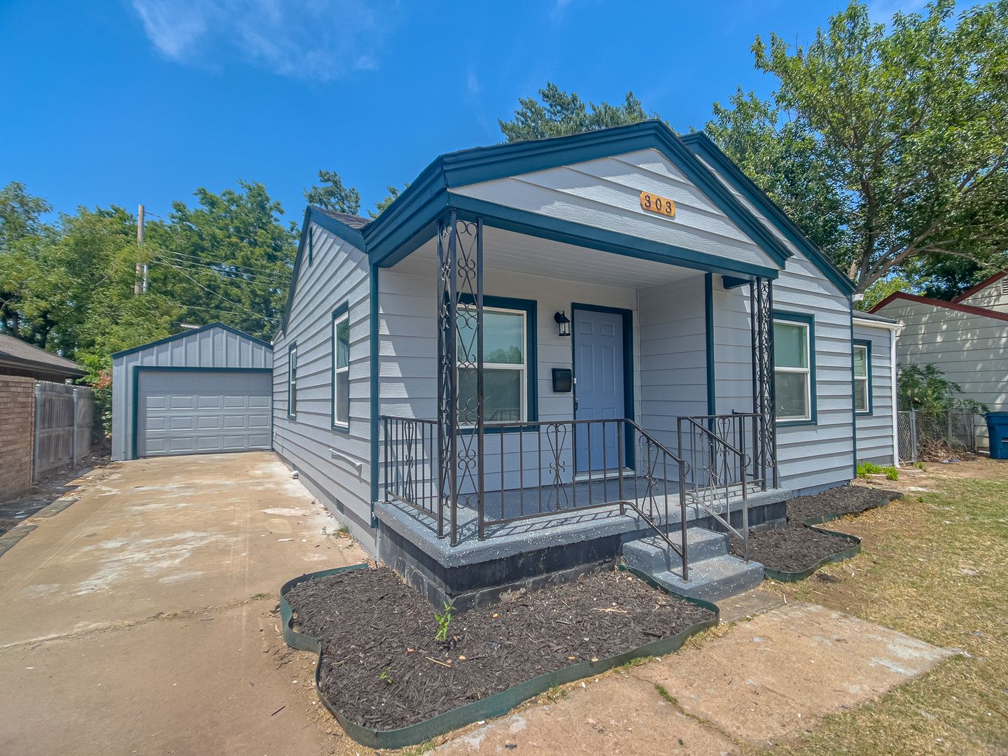 Midwest City House: 303 Wilson Dr