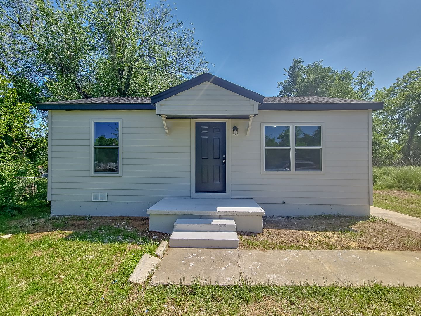 Spencer House: 12704 Parker Heights Blvd