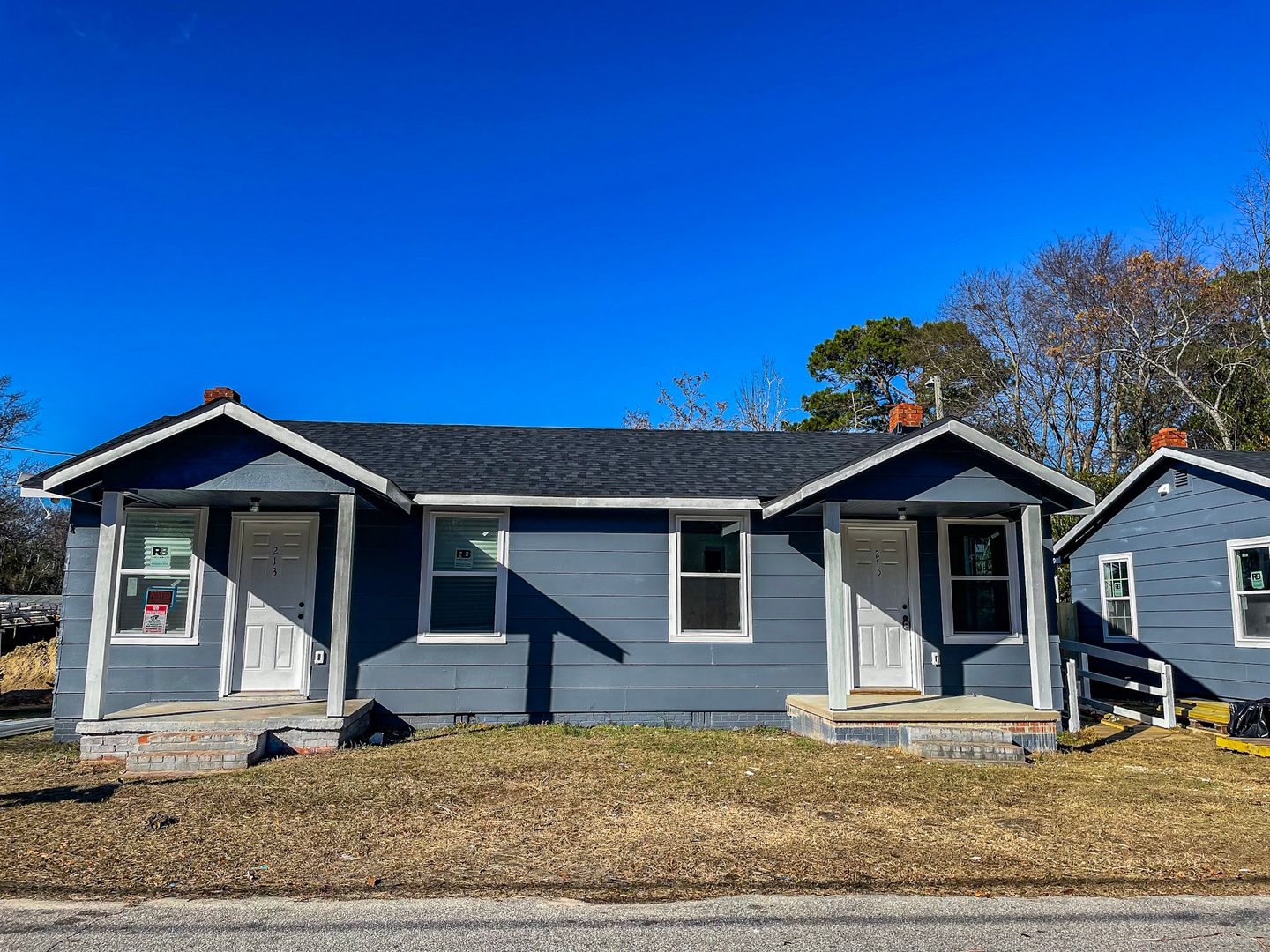 Fayetteville House: 213 Andy St