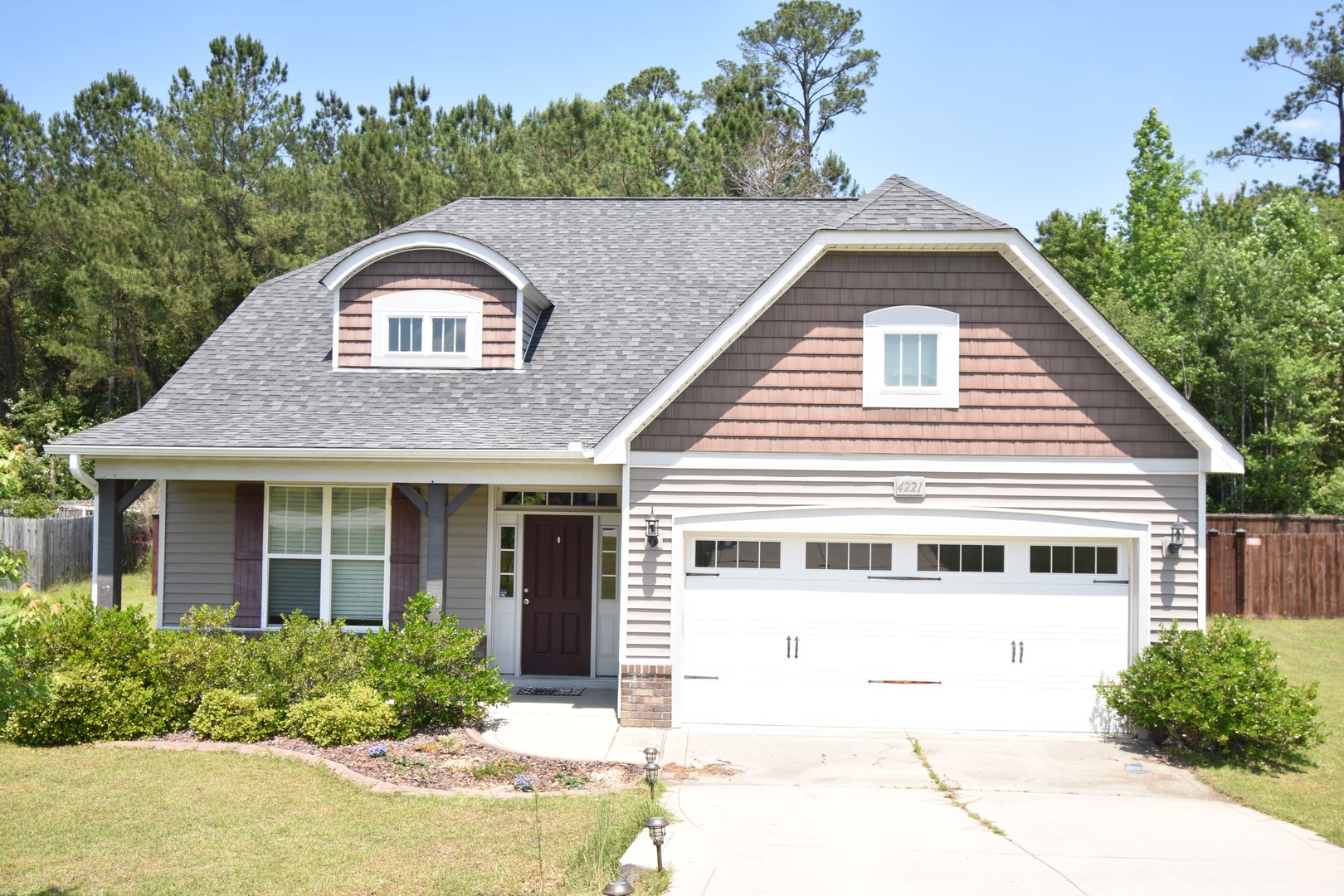 Fayetteville House: 4221 Raccoon Path