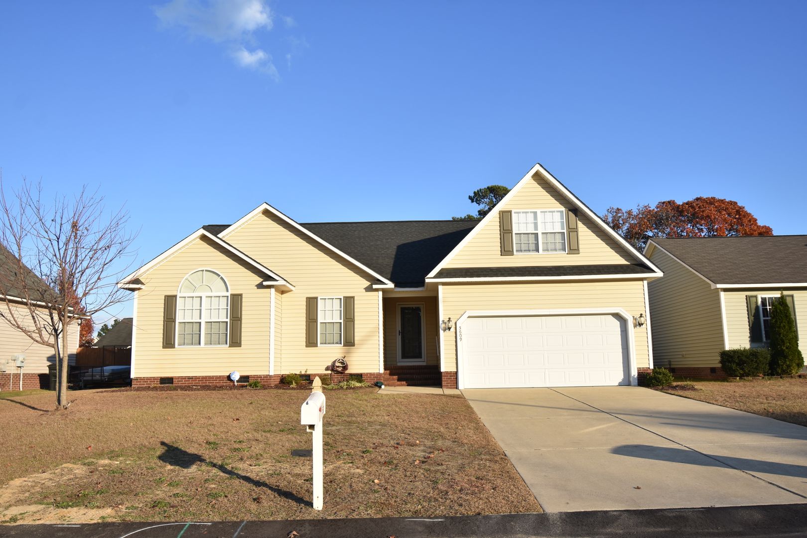 Fayetteville House: 5609 Thackeray Dr