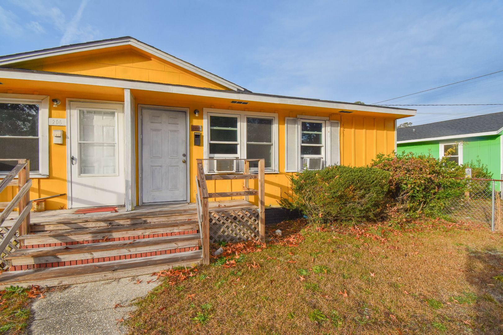 Spring Lake House: 204 S Fifth St