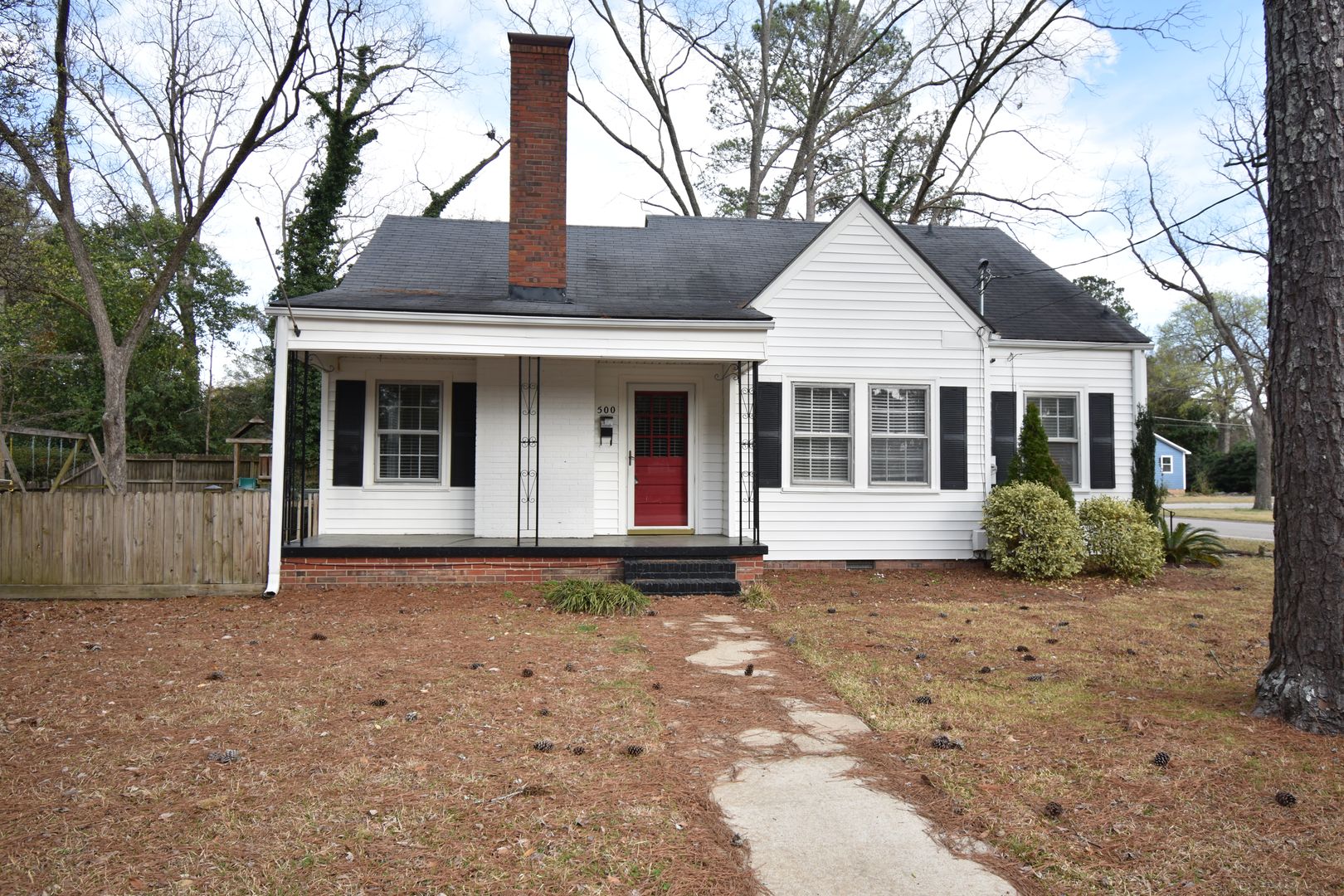 Fayetteville House: 500 Huske St