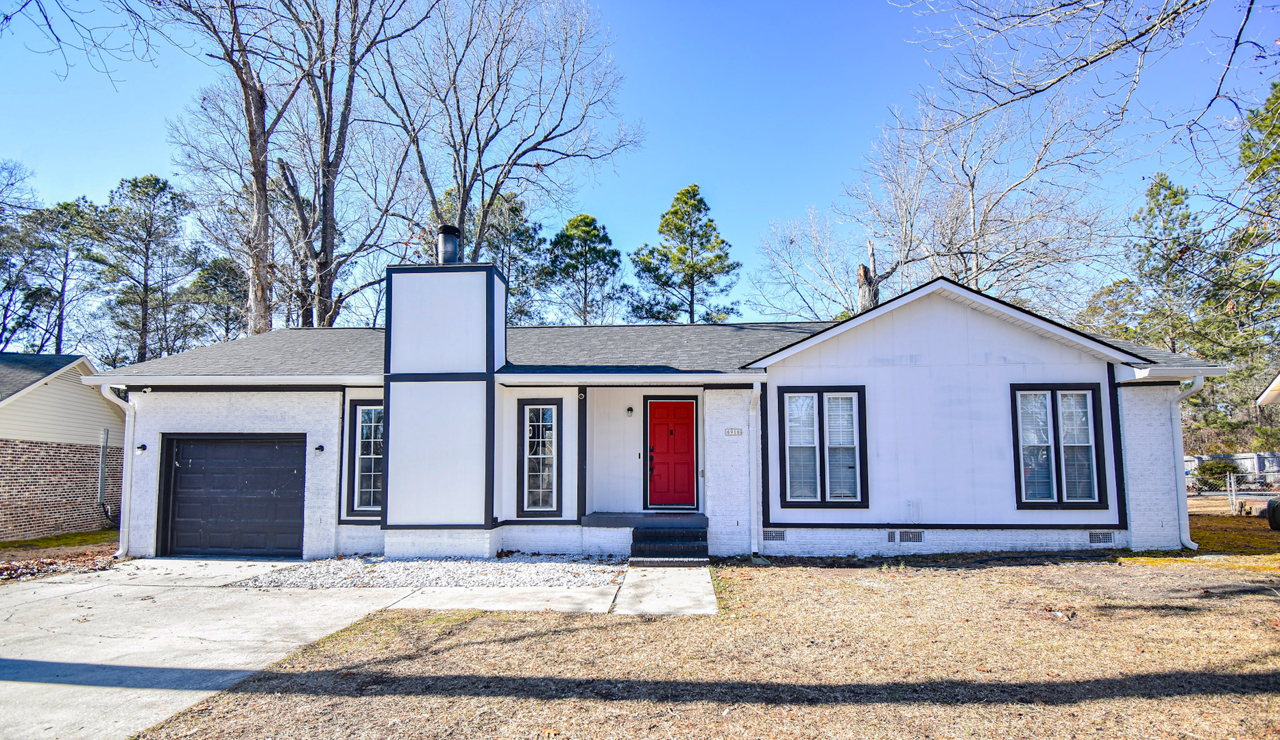Fayetteville House: 6916 Callahan Cir