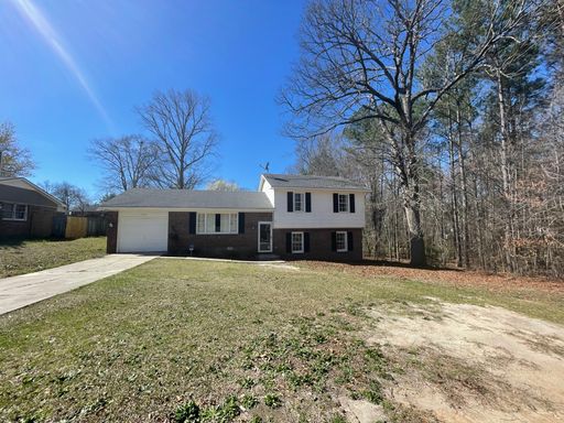 3 Bedroom 2.5 Bathroom - One Pet Allowed – photo 1