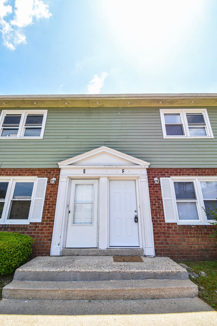 Fayetteville Apartment: Grand Prix Dr