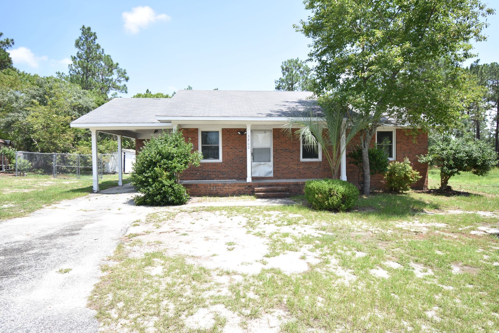 Hope Mills House: 3200 Teakwood Ct