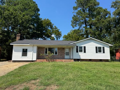 3 Bedroom 2 Bathroom- No Pets – photo 1