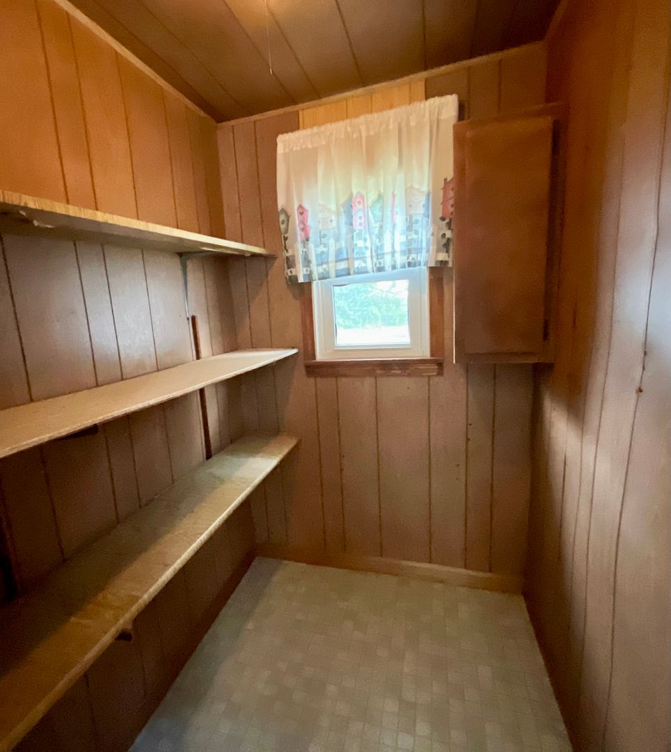 725 Rice St. House, Wood River, IL 62095