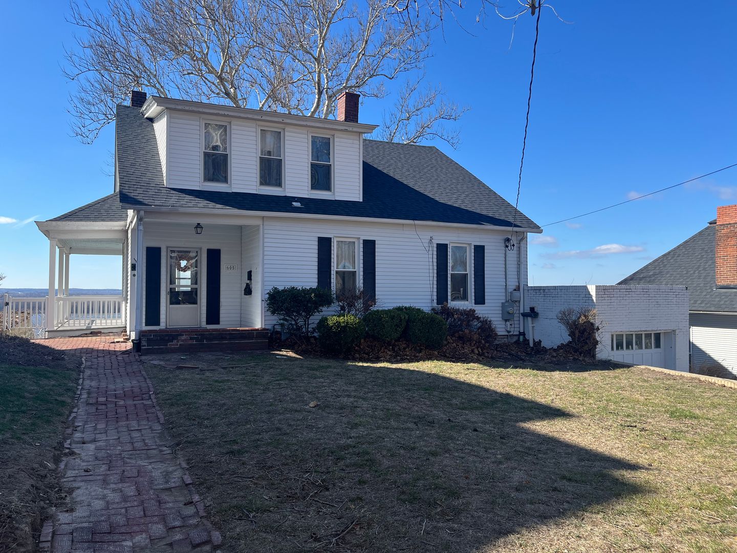 Alton House: 605 Summit St.