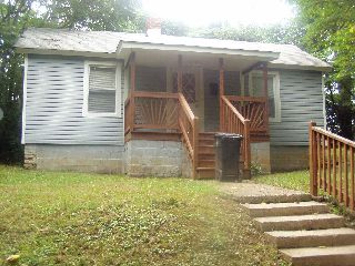 Lynchburg House: 2341 Price Street
