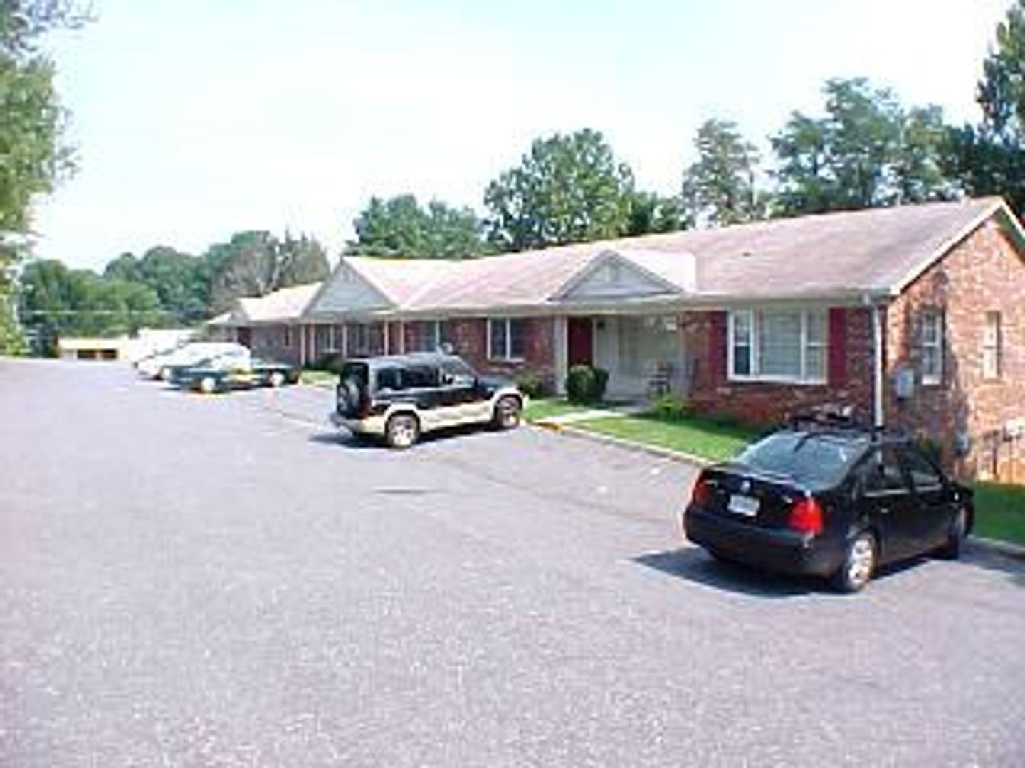 Lynchburg Apartment: 3307 Old Forest Road