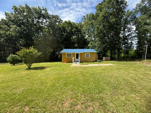 One Story House in Madison Heights