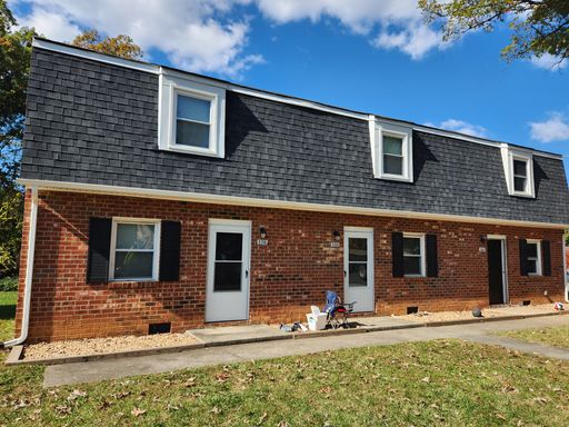 2 Bedroom Townhouse in Madison Heights