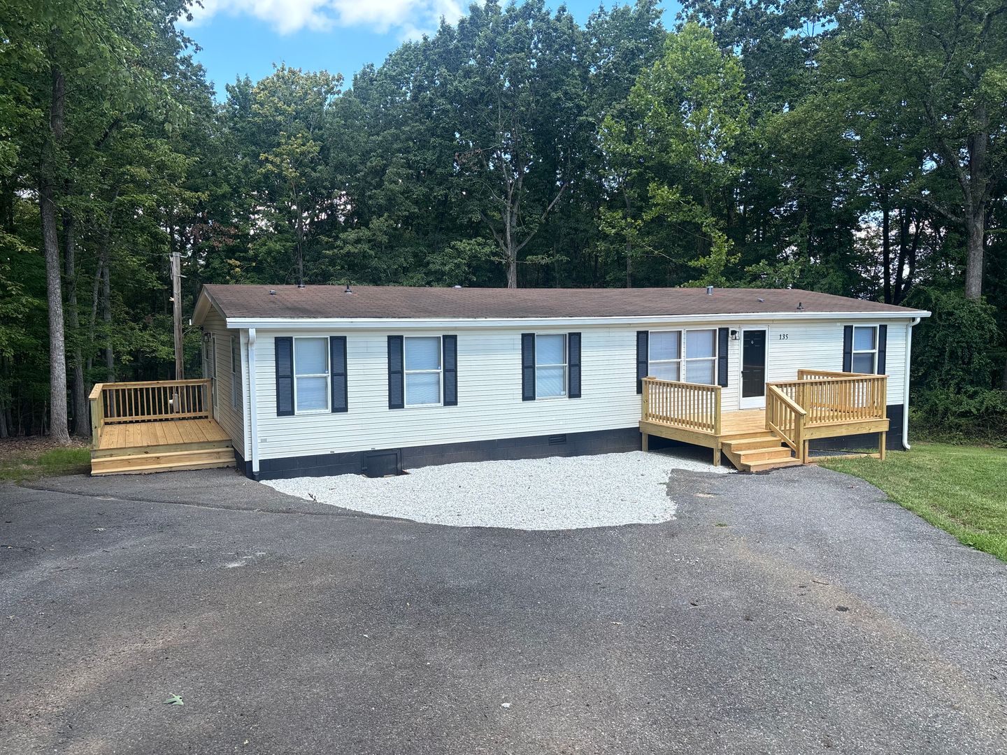 Amherst House: 135 Neighbors Drive