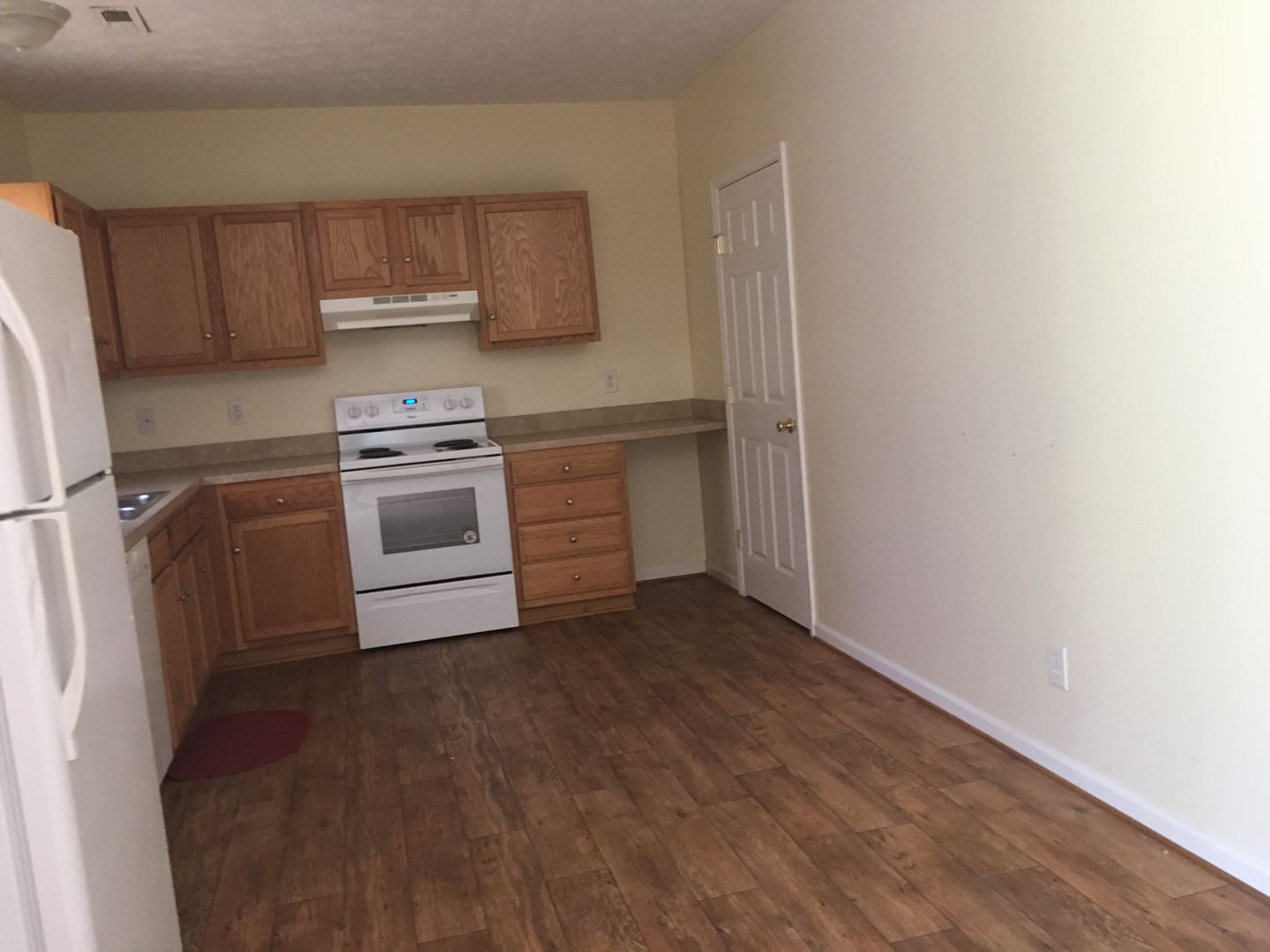 Madison Heights Apartment: 107-111 Aidens Way