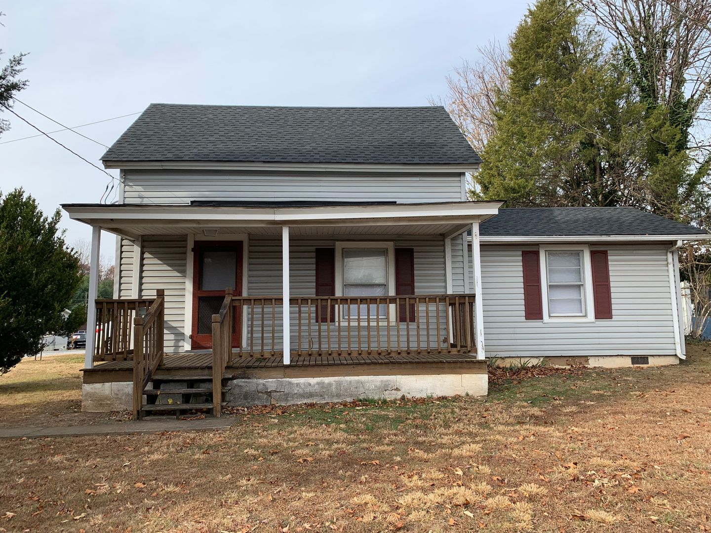 Madison Heights Apartment: 4598 South Amherst Highway