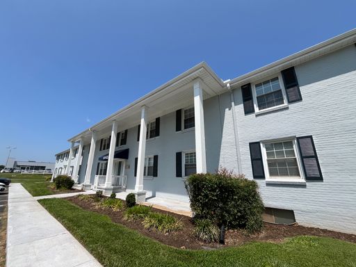 Bramblewood Apartments-Convenient Location – photo 1