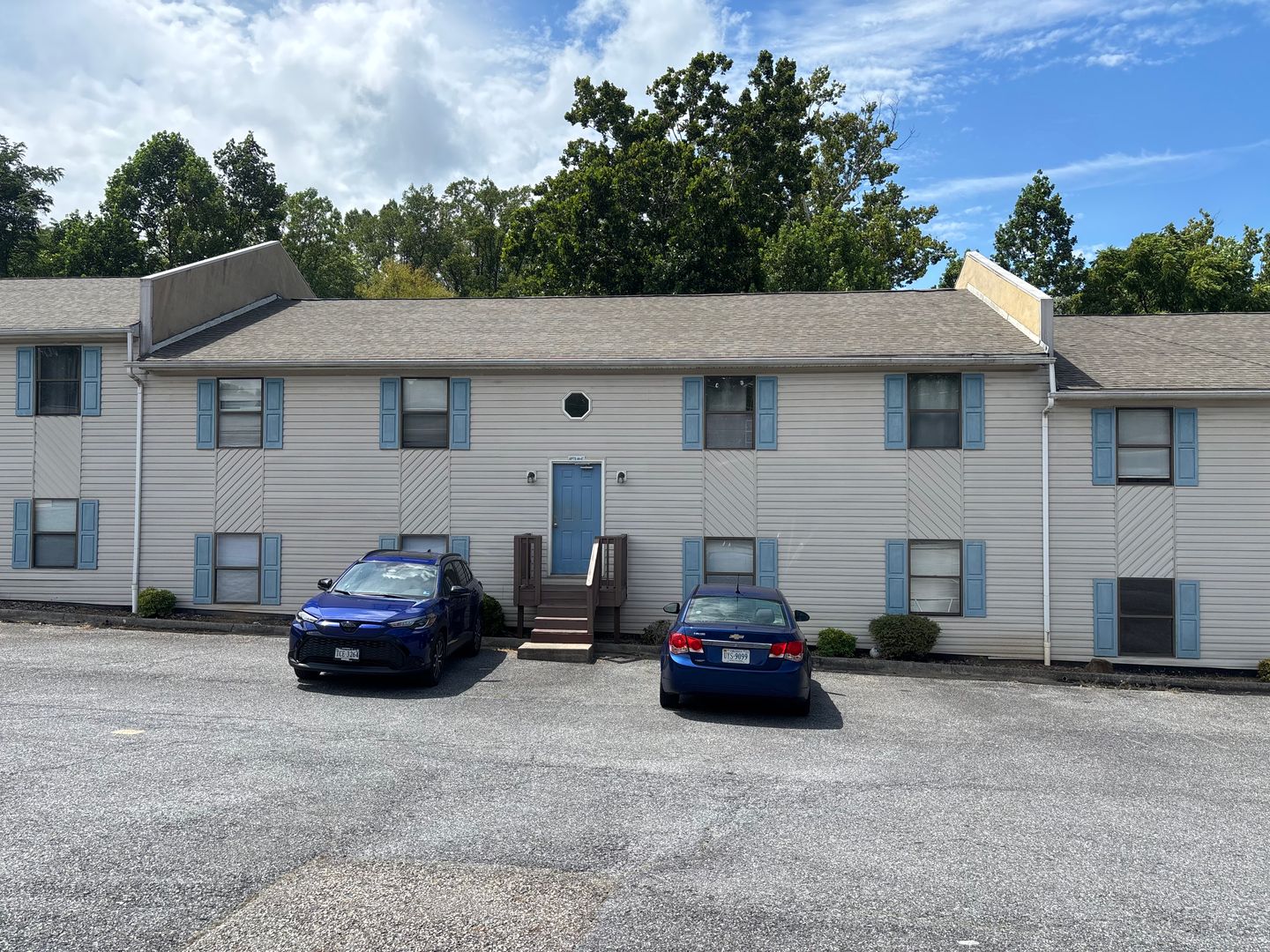 Lynchburg Apartment: Wards Ferry Road & Walton Dr