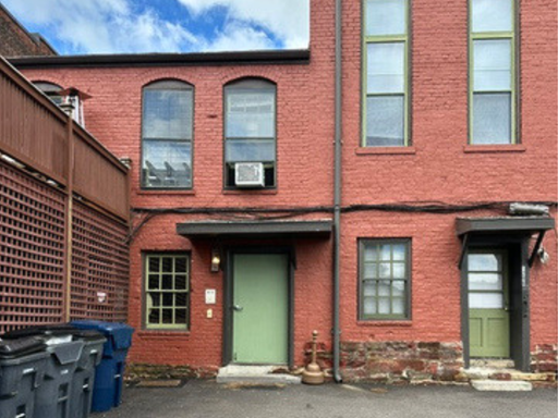 Downtown Loft with Hardwood Floors – photo 1