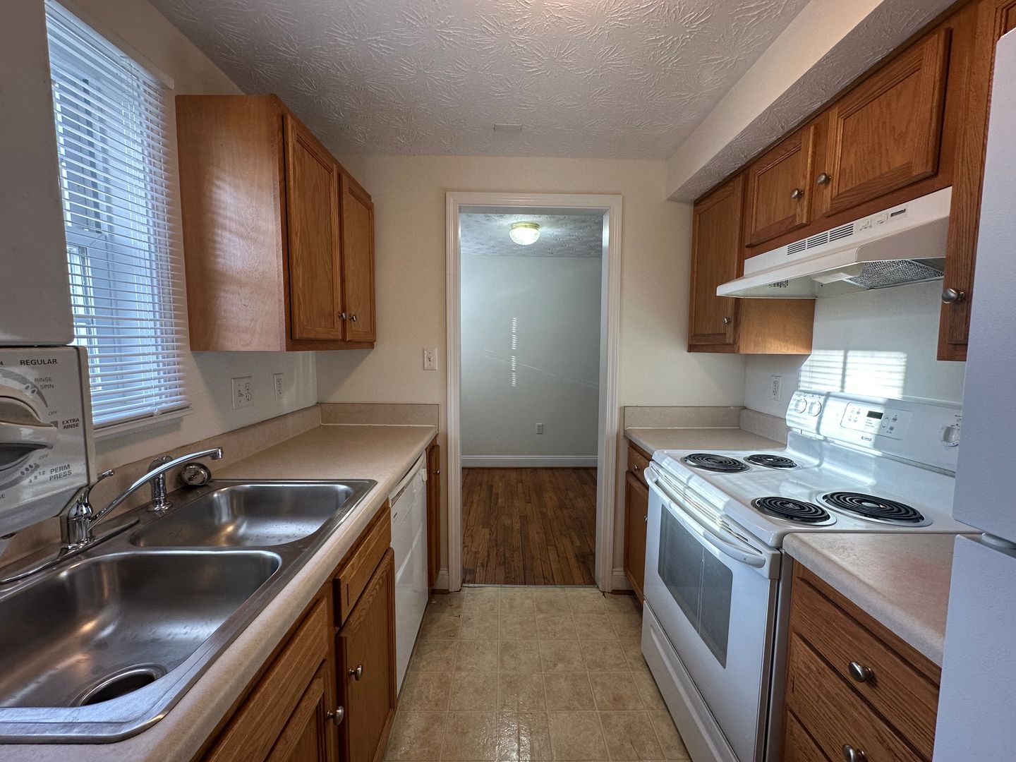 Bedford Apartment: Greenwood Street-Judd Street