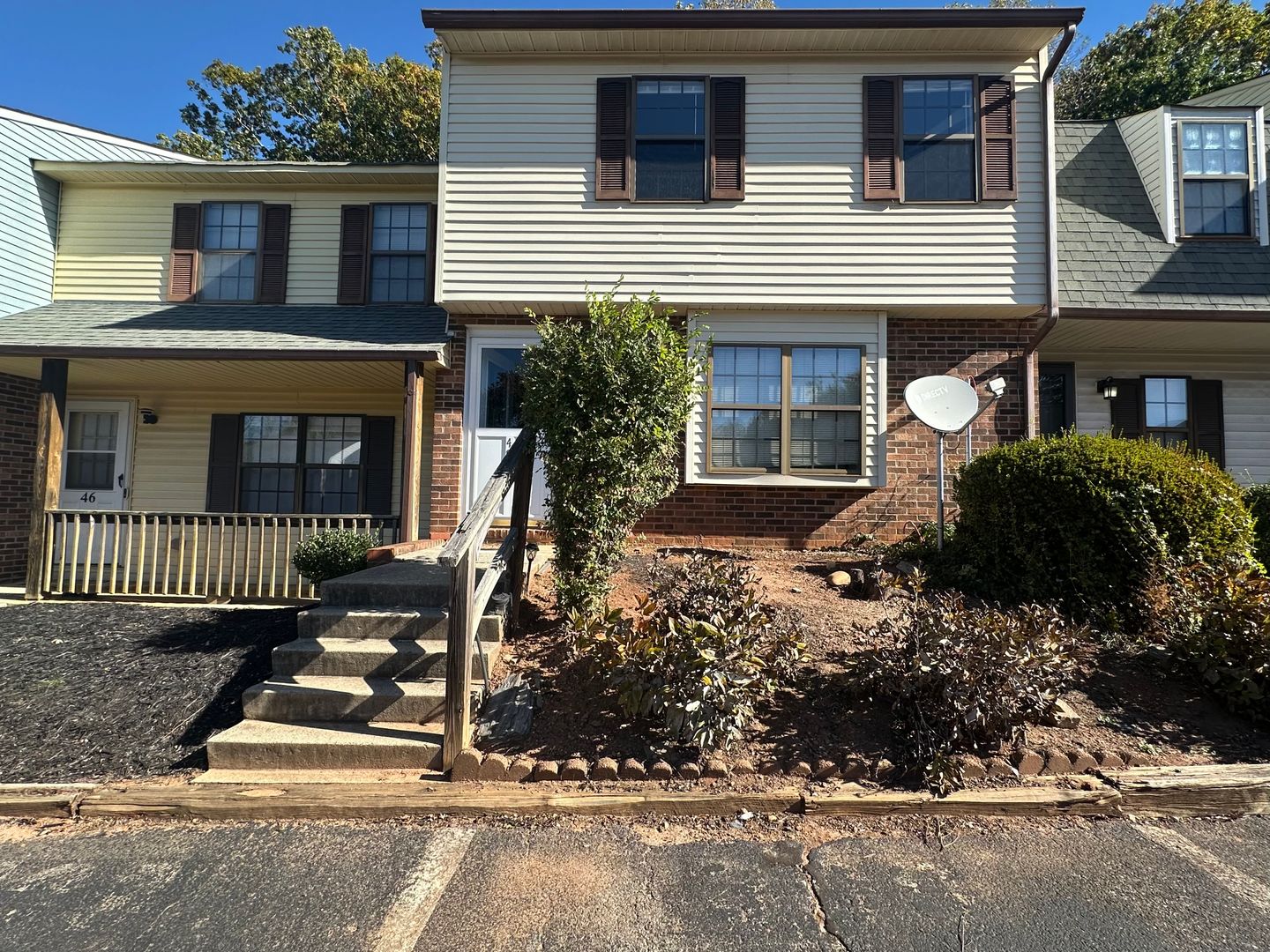 Lynchburg Townhome: 48 Kitty Hawk Square