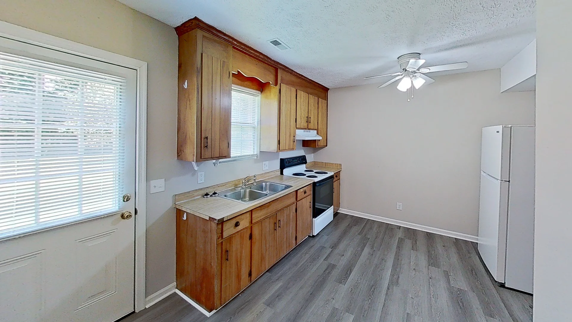 Madison Heights Apartment: 127 & 144 Country Village Lane