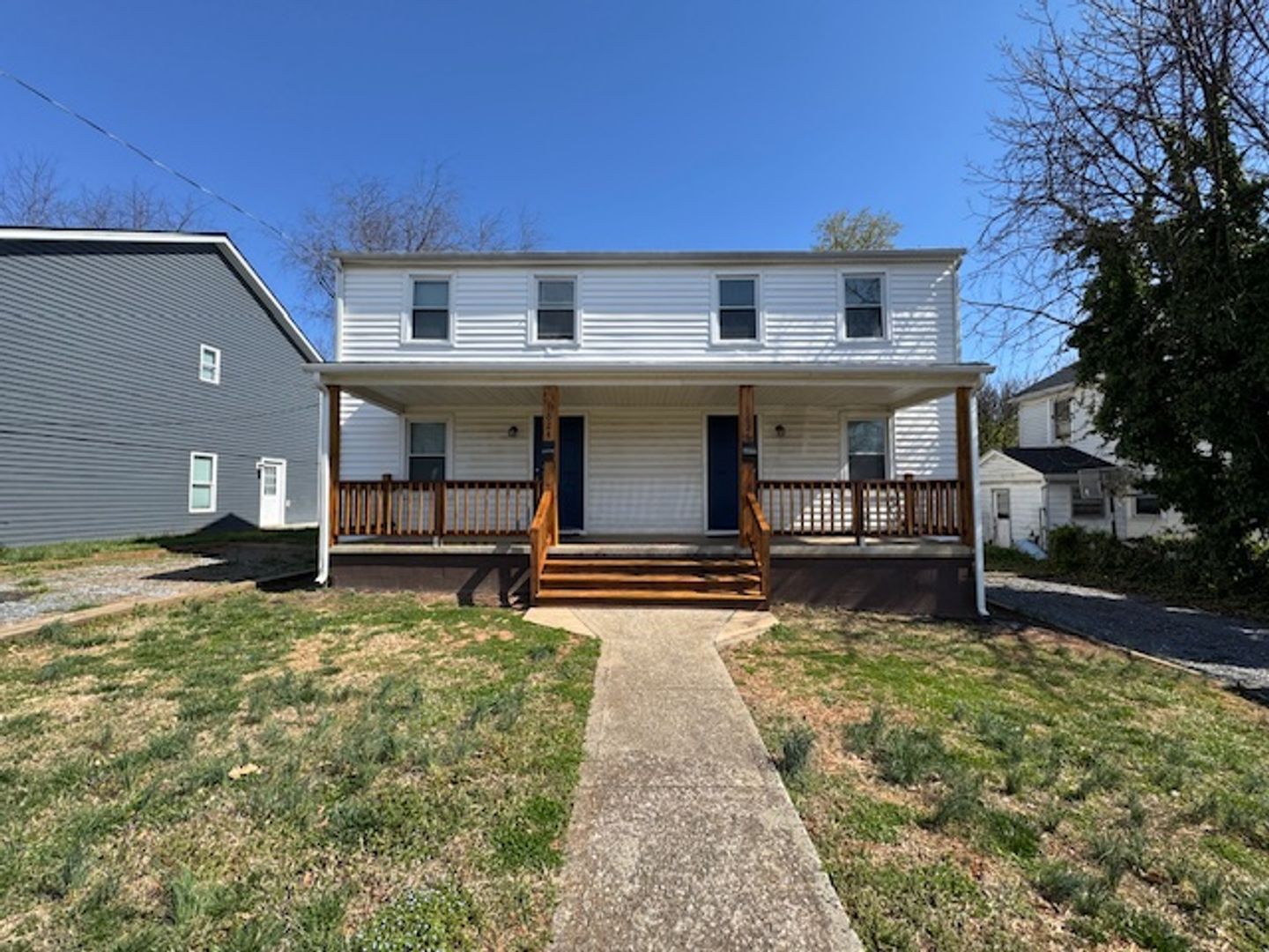 Lynchburg Apartment: 1624 & 1626 Shaffer Street