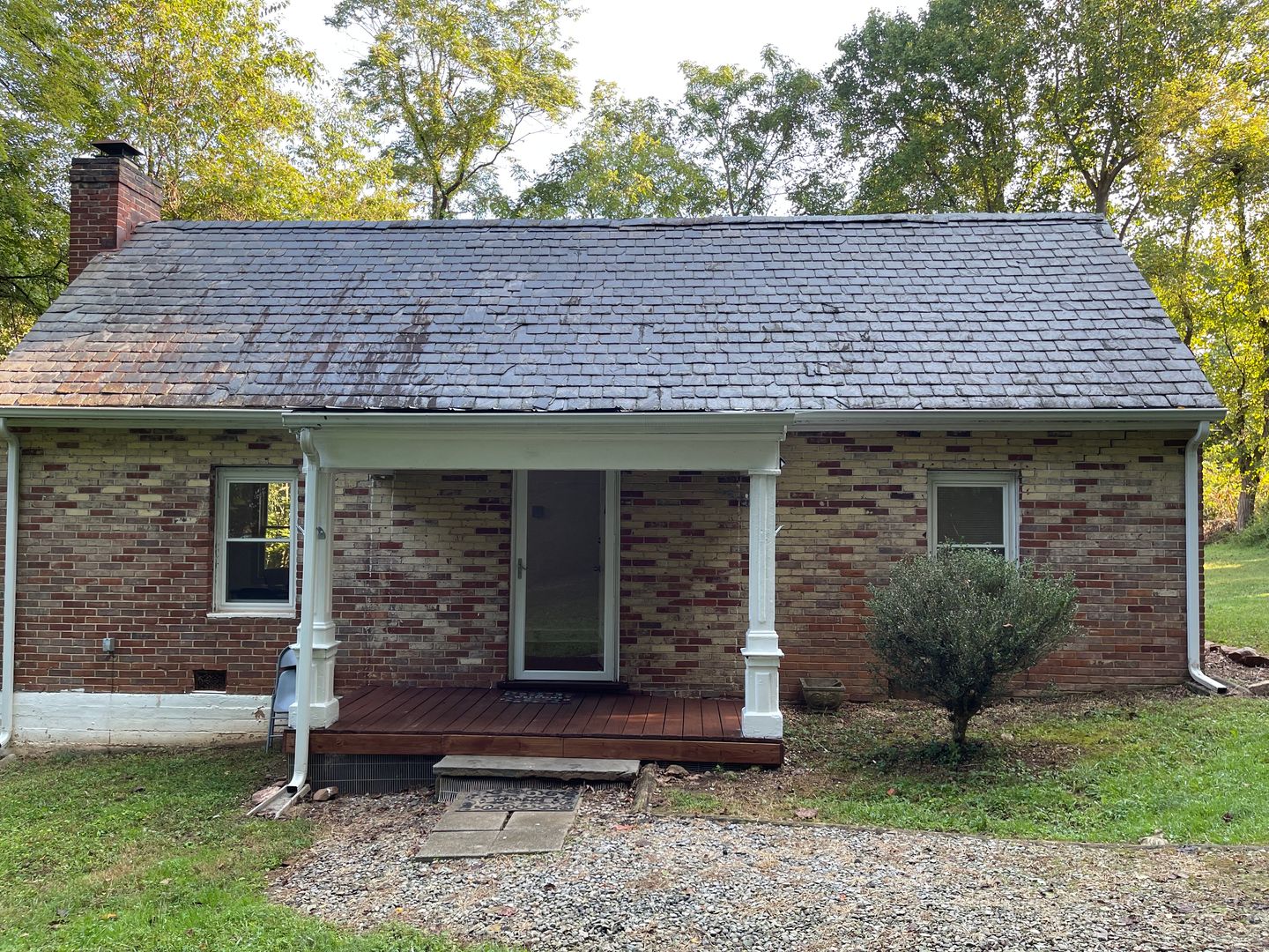 Lynchburg House: 515 Old Graves Mill Road