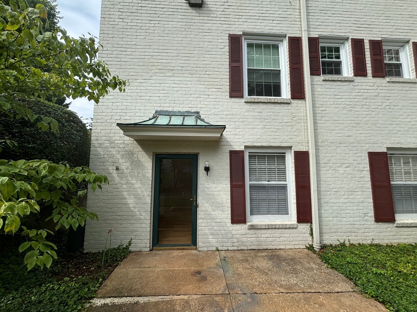 Lynchburg Condo: 2940 Rivermont Avenue Apt #20