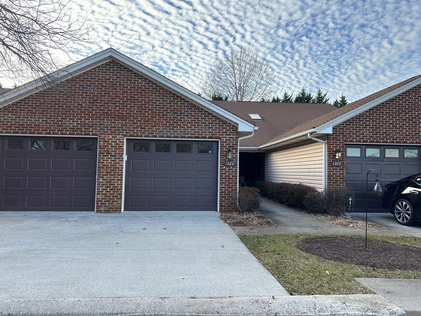 Forest Townhome: 1323 Valley Vista Lane
