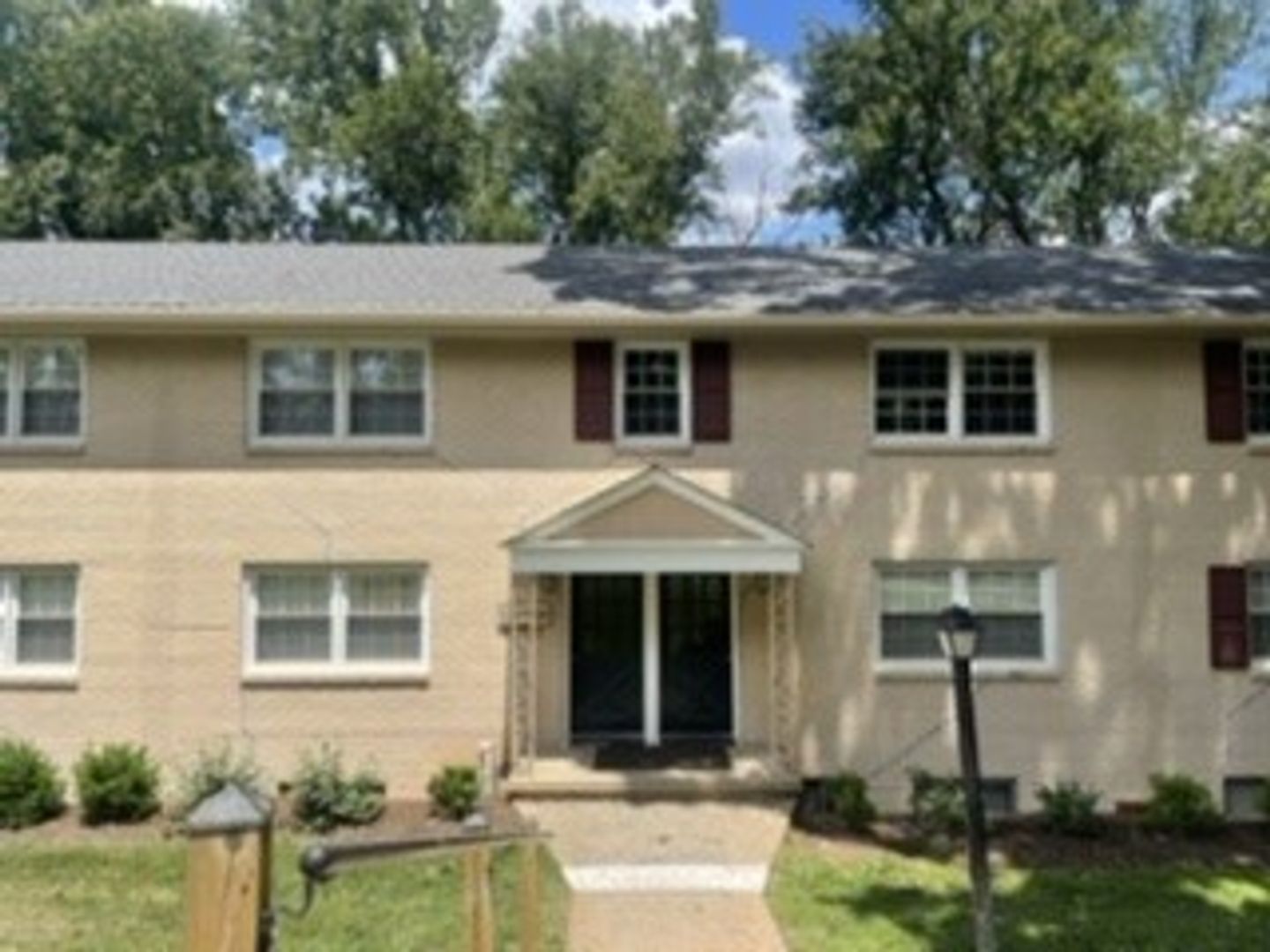 Lynchburg Apartment: 3300 Old Forest Road
