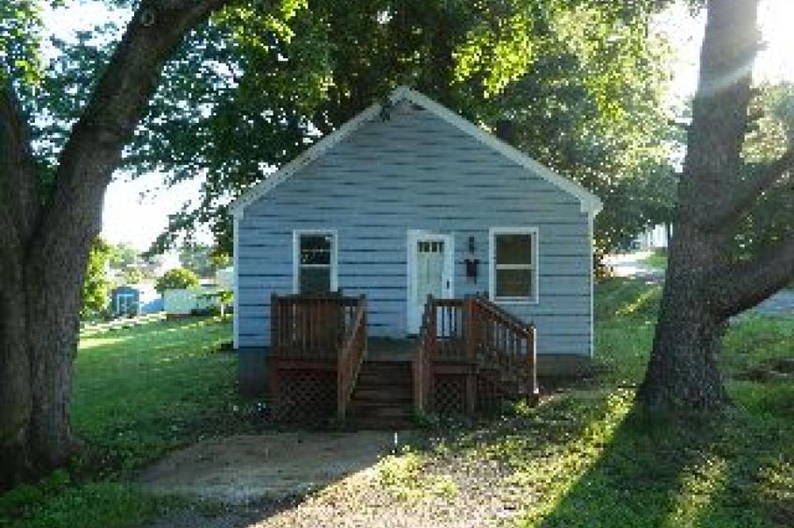 Lynchburg House: 2430 Carter Street