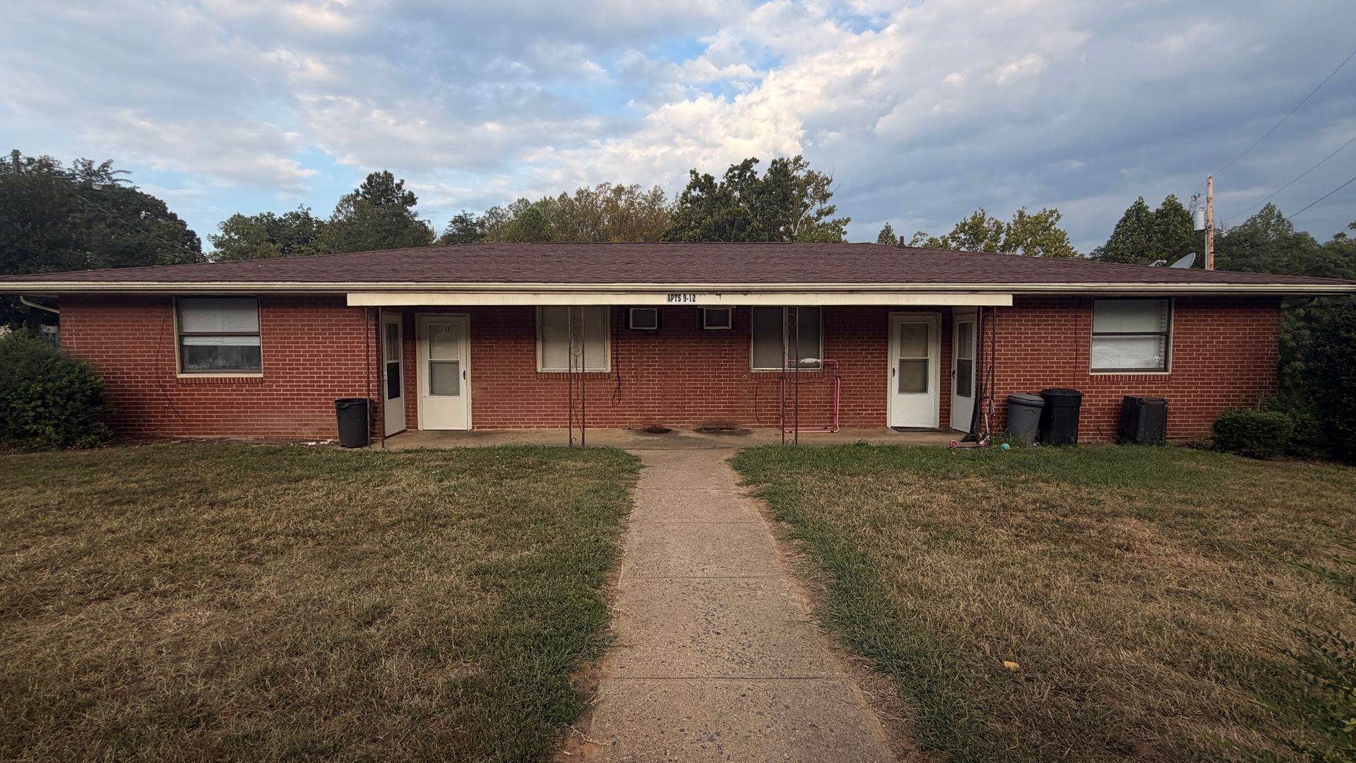 Lynchburg Apartment: Wards Ferry Road & Walton Dr