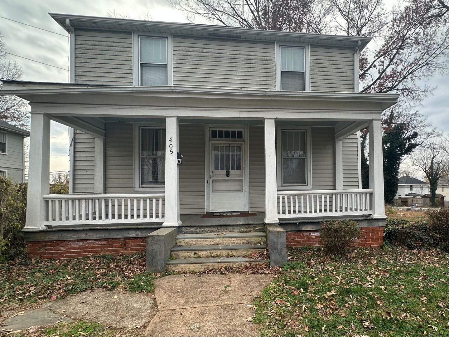 Lynchburg Apartment: 405 Langhorne Lane