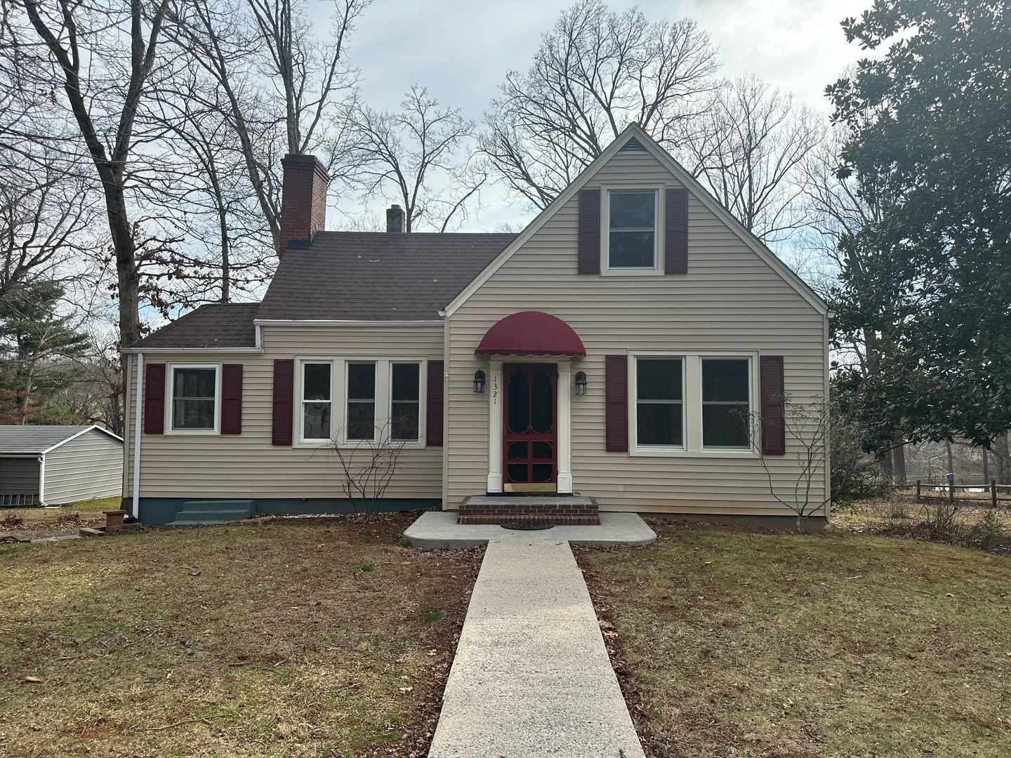 Bedford House: 1321 Peaks Street