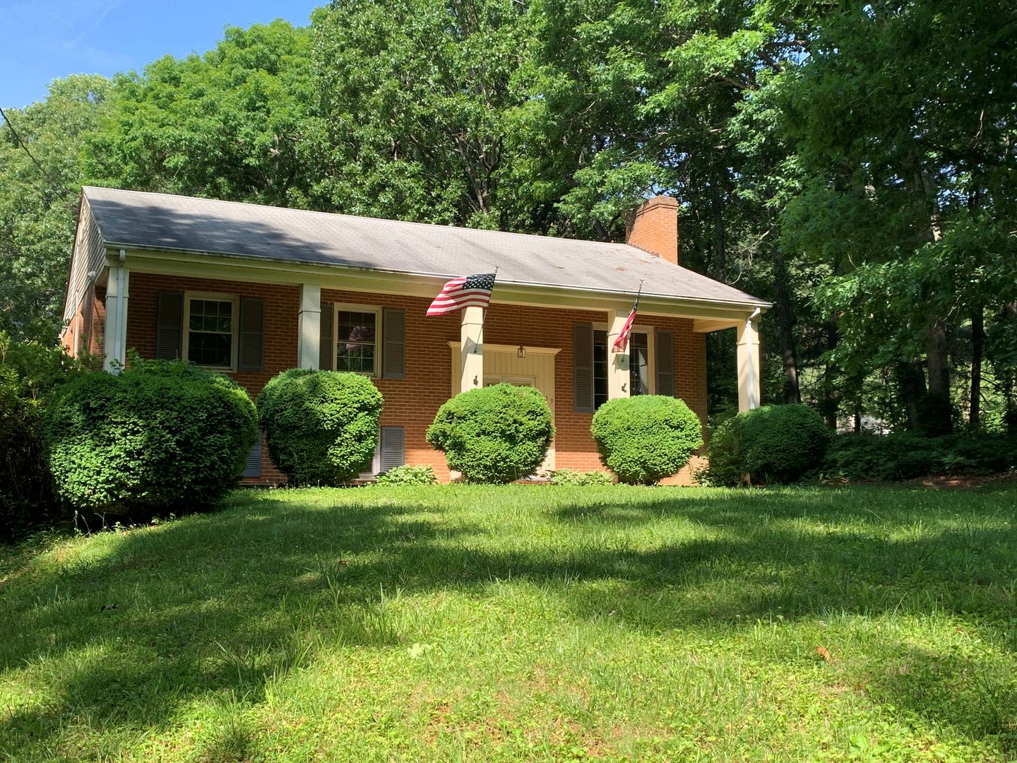 Rustburg House: 439 Rocky Road