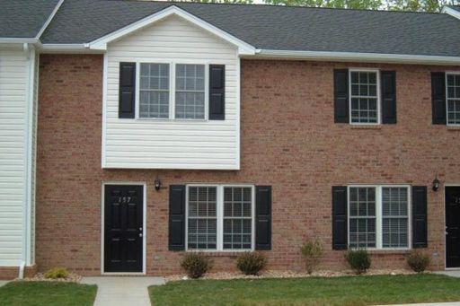 Sterling Park Townhomes on Old Forest Road – photo 1